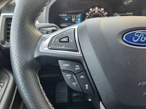 Used 2024 Ford Edge ST w/ Equipment Group 401A AWD/4WD image 31