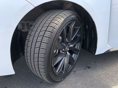 Used 2023 Toyota Corolla SE FWD image 11