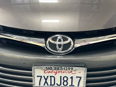 Used 2017 Toyota Camry LE FWD image 41