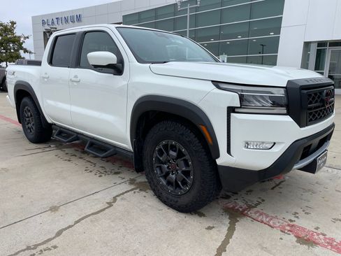 Used 2022 Nissan Frontier Pro-X w/ Pro-X Premium Package image 7