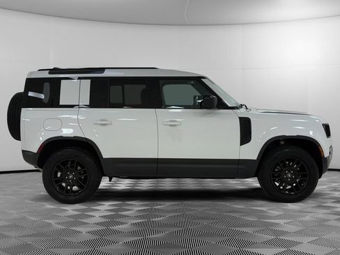 Used 2025 Land Rover Defender 110 S AWD/4WD image 6