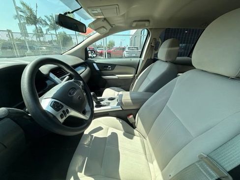 Used 2013 Ford Edge SE FWD image 6