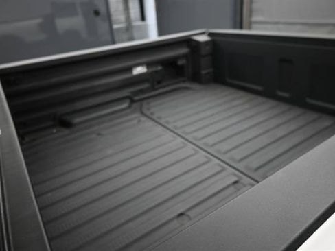 Used 2025 Honda Ridgeline Black Edition image 19