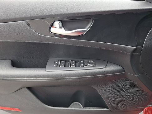 Used 2024 Kia Forte GT-Line w/ GT-Line Premium Package FWD image 10