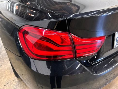 Used 2019 BMW 430i Coupe w/ Convenience Package RWD image 31