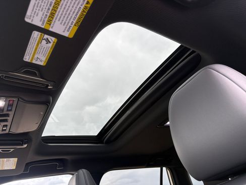New 2026 Subaru Outback Premium AWD/4WD image 37
