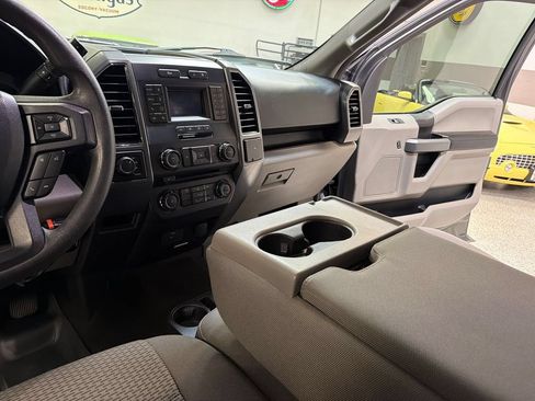 Used 2018 Ford F150 XLT AWD/4WD image 27