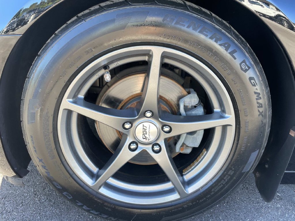 Used 2015 Chevrolet Camaro LS RWD image 37