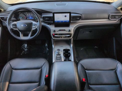 Certified 2023 Ford Explorer XLT w/ Equipment Group 202A image 16