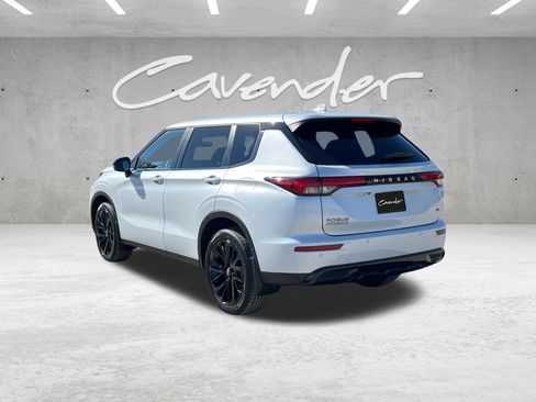 New 2026 Nissan Rogue SL AWD/4WD image 15