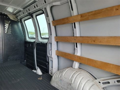 Certified 2023 GMC Savana 2500 w/ Driver Convenience Package image 6