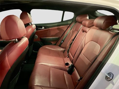 Used 2022 Kia Stinger GT-Line w/ Sun & Sound Package image 26
