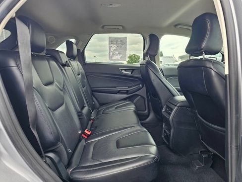 Used 2022 Ford Edge Titanium AWD/4WD image 13