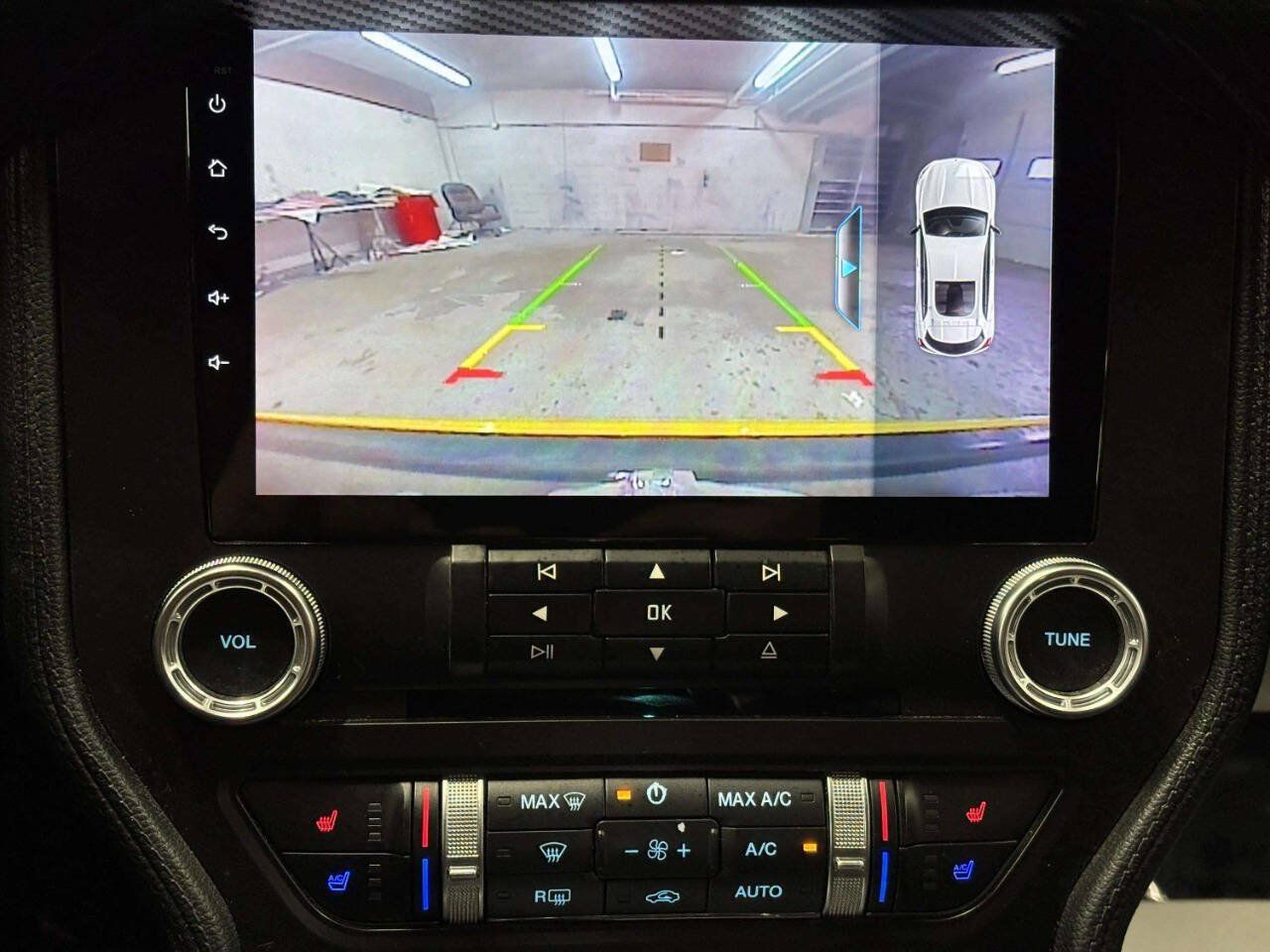 Used 2016 Ford Mustang Convertible w/ Equipment Group 051A RWD image 27