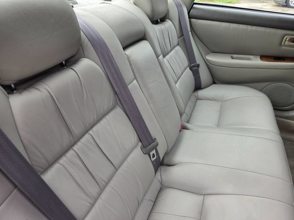 Used 2000 Lexus ES 330 w/ Lexus Value Pkg FWD image 32