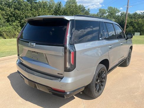 Used 2023 Cadillac Escalade Sport w/ LPO, ONYX Package AWD/4WD image 5