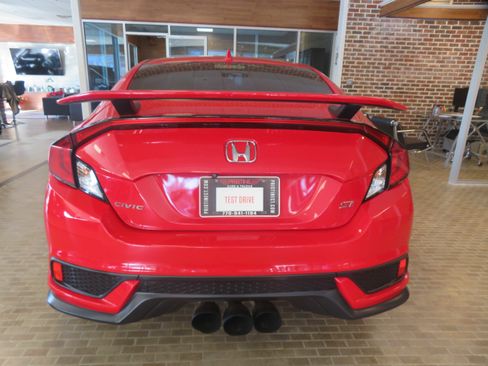 Used 2019 Honda Civic Si image 5