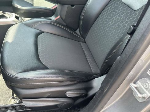 Used 2019 Jeep Compass Latitude w/ Cold Weather Group AWD/4WD image 19