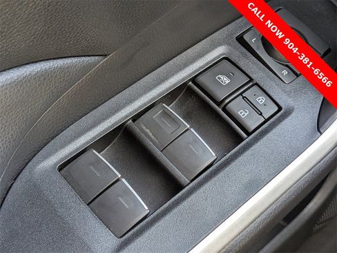 Used 2022 Toyota RAV4 XLE image 25