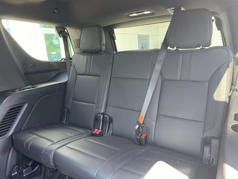 Used 2024 Chevrolet Tahoe RST w/ Luxury Package AWD/4WD image 11