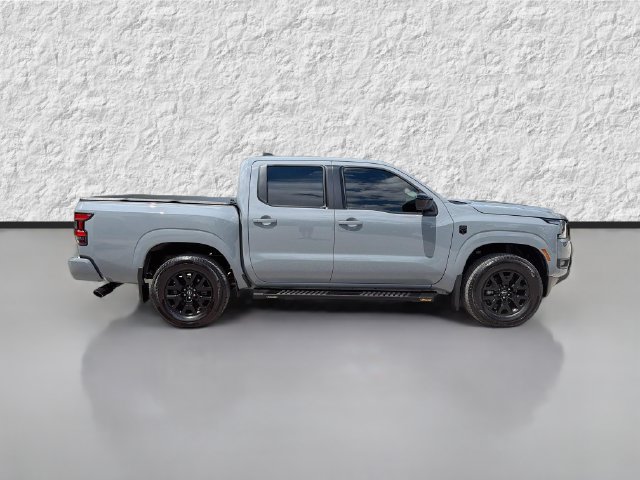 Used 2026 Nissan Frontier SV w/ Tow Package AWD/4WD image 2