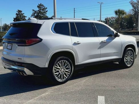 Used 2024 GMC Acadia Denali w/ Super Cruise Package image 8