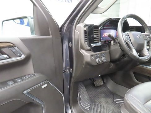 Used 2024 Chevrolet Silverado 1500 RST AWD/4WD image 53