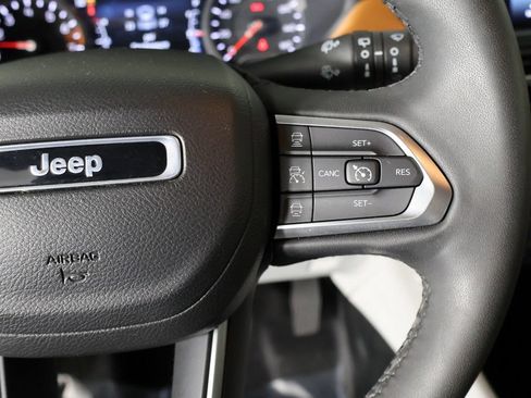Used 2023 Jeep Compass Limited AWD/4WD image 42