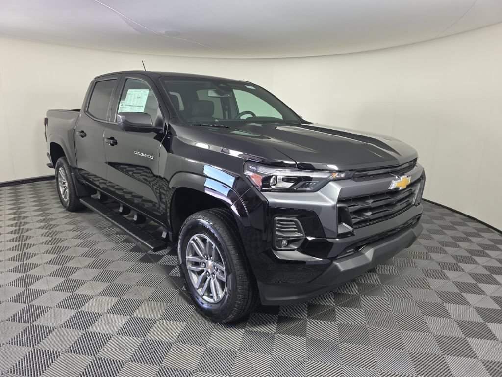 New 2026 Chevrolet Colorado LT w/ LT Convenience Package AWD/4WD image 7