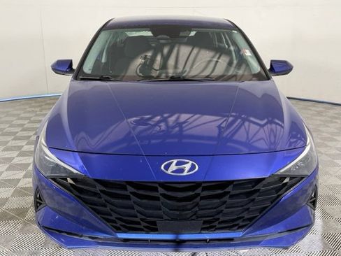 Used 2023 Hyundai Elantra SEL w/ Convenience Package FWD image 11