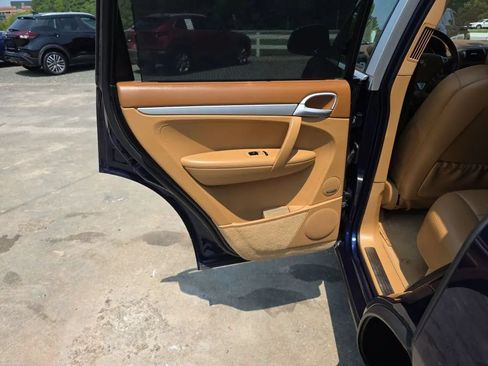 Used 2006 Porsche Cayenne S AWD/4WD image 44