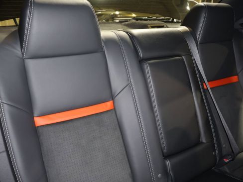 Used 2008 Dodge Challenger SRT8 image 30