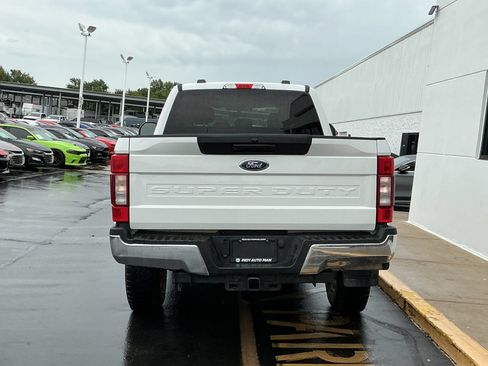 Used 2021 Ford F250 XLT w/ FX4 Off-Road Package AWD/4WD image 7