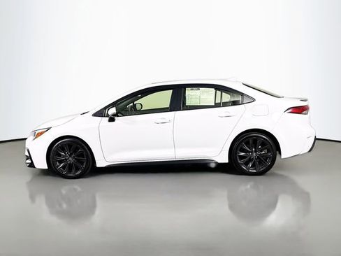 Used 2024 Toyota Corolla XSE image 4