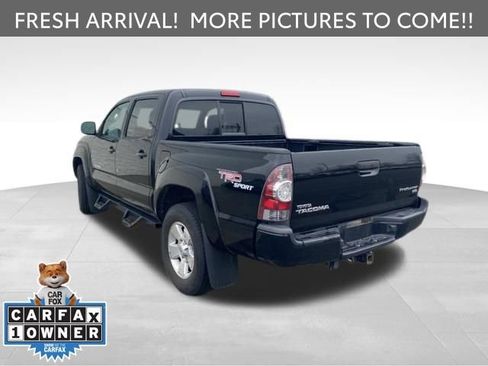 Used 2011 Toyota Tacoma PreRunner w/ TRD Sport Pkg image 6