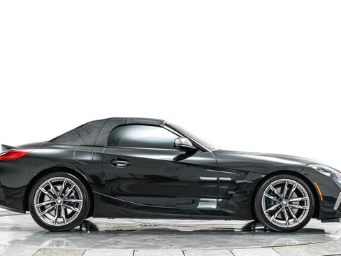 Used 2020 BMW Z4 M40i w/ Executive Package RWD image 17