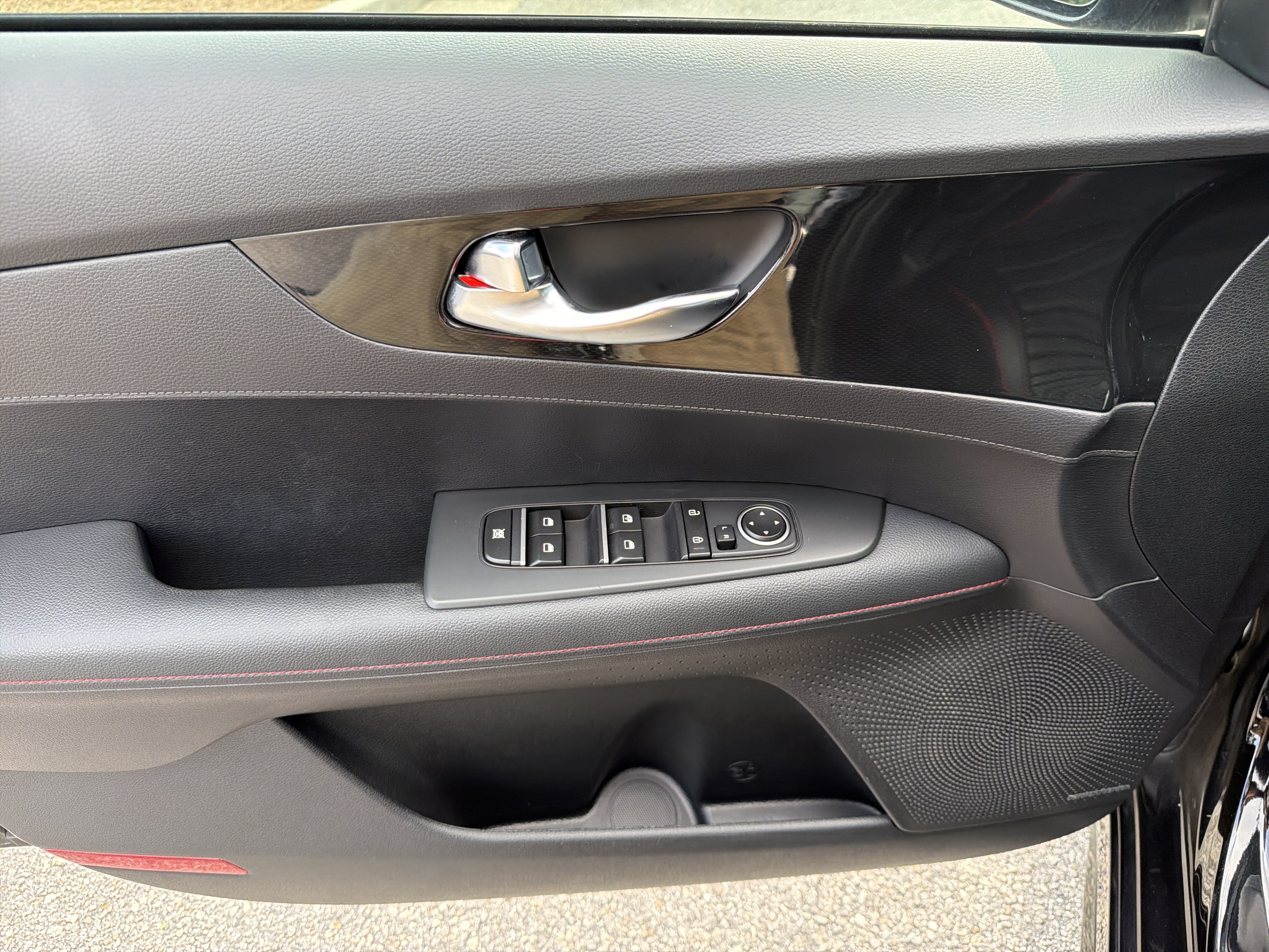 Used 2024 Kia Forte GT FWD image 19