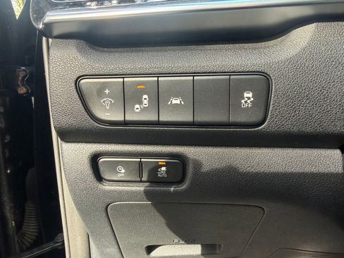 Used 2022 Kia Niro EX w/ Cold Weather Package image 22