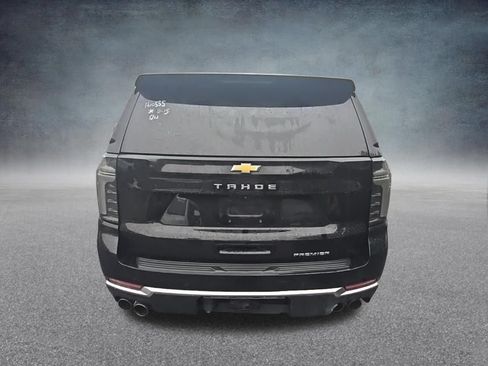 Used 2025 Chevrolet Tahoe Premier AWD/4WD image 7