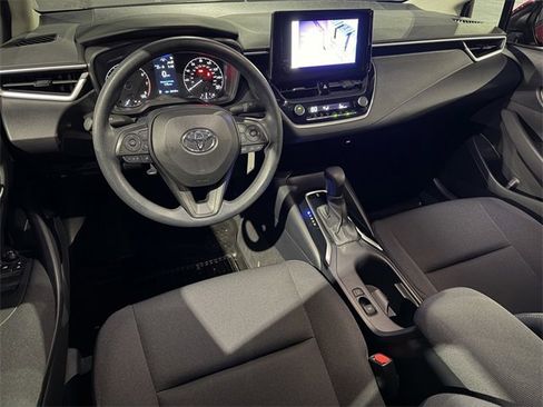 Used 2024 Toyota Corolla LE image 33