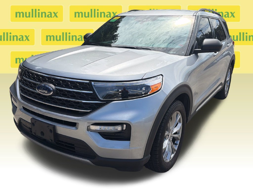 Used 2020 Ford Explorer XLT w/ Equipment Group 202A RWD image 12