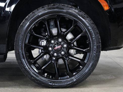 Used 2023 GMC Yukon AT4 AWD/4WD image 98
