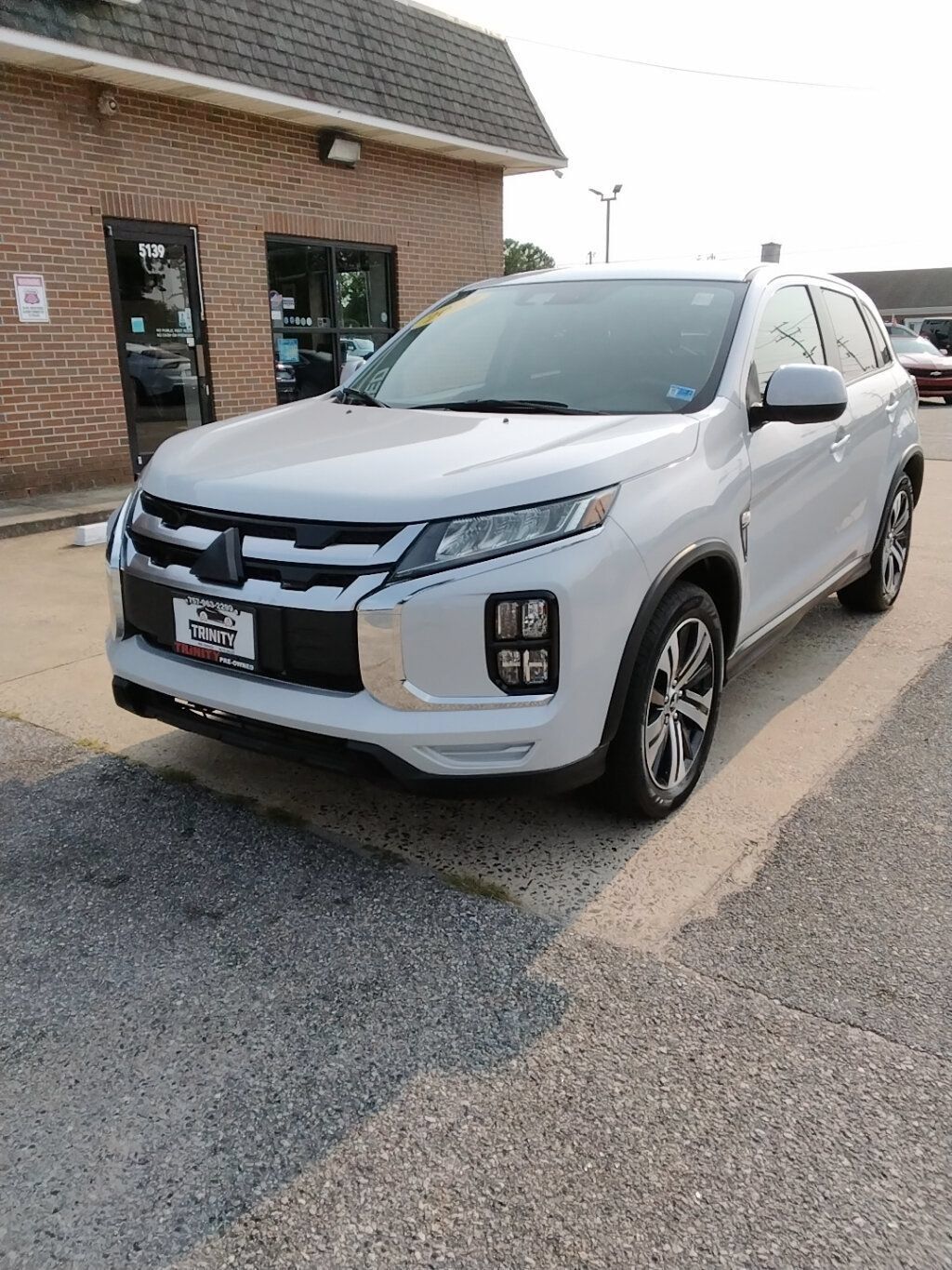 Used 2023 Mitsubishi Outlander Sport AWD image 1