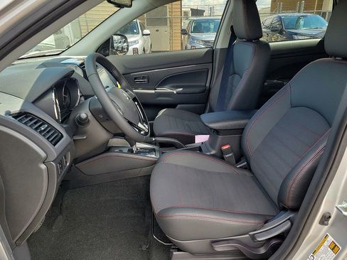 New 2025 Mitsubishi Outlander Sport SE image 10