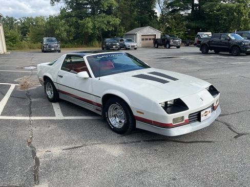 Used 1987 Chevrolet Camaro Z28 RWD image 8