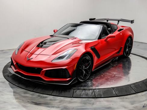 Used 2019 Chevrolet Corvette ZR1 image 7