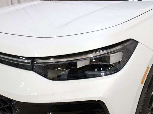 New 2026 Volkswagen Tiguan SEL R-Line image 34