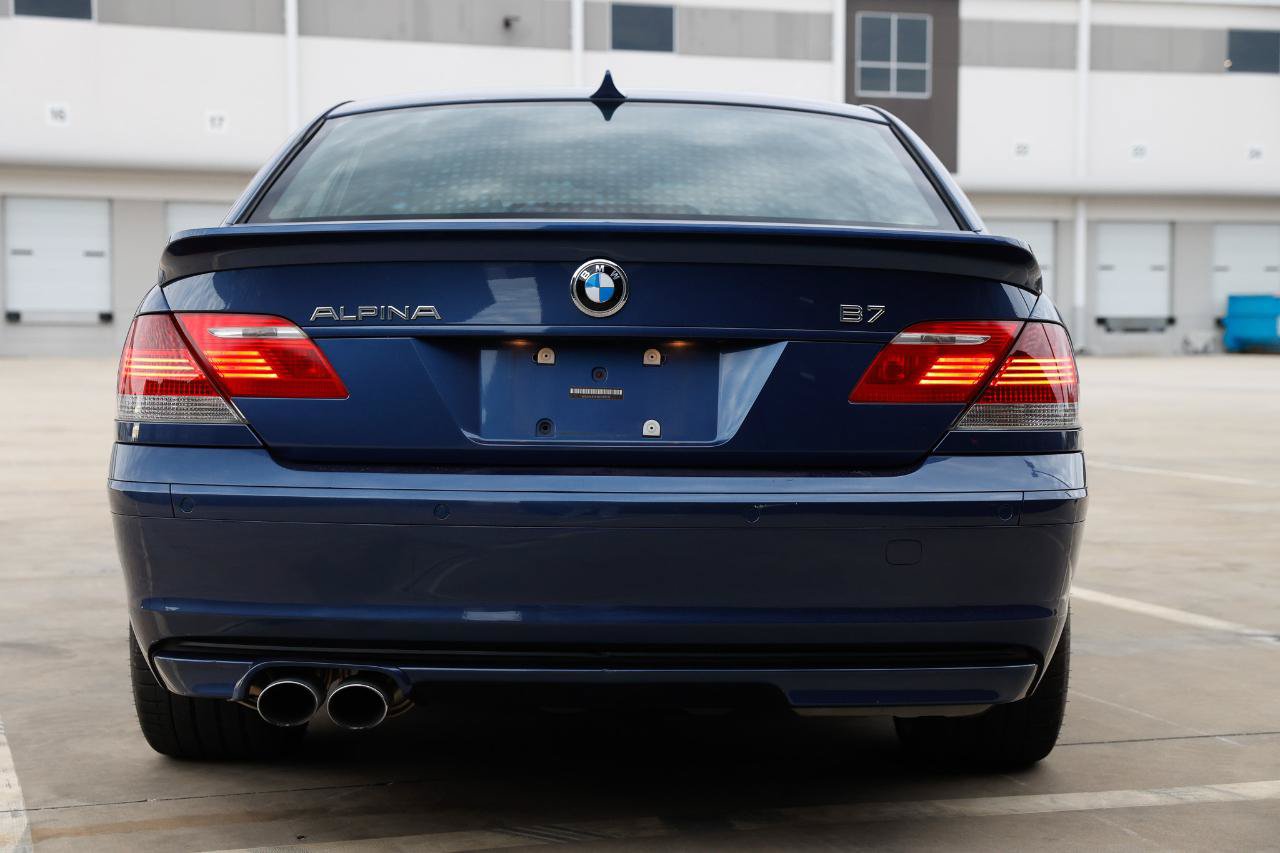 Used 2008 BMW ALPINA B7 w/ Rear Entertainment Pkg RWD image 9