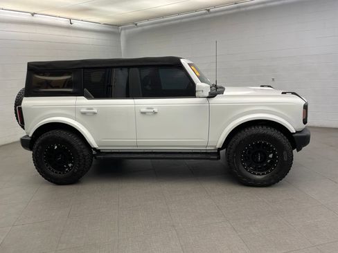 Used 2021 Ford Bronco Outer Banks AWD/4WD image 6