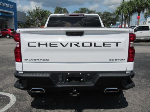 Used 2024 Chevrolet Silverado 1500 Custom Trail Boss w/ LPO, Dark Essentials Package AWD/4WD image 7